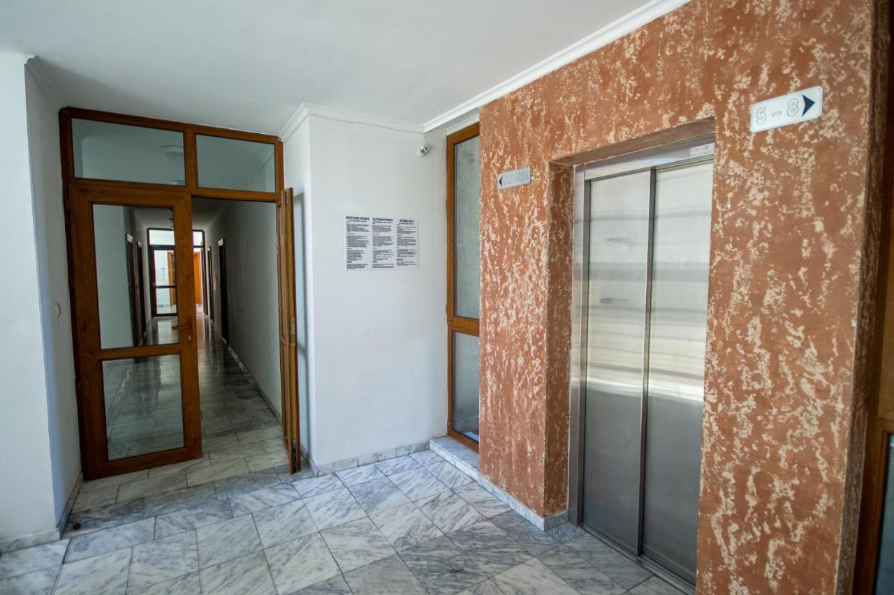 Studio Apartment With Balcony 300M From Beach Sunny Beach Exterior photo