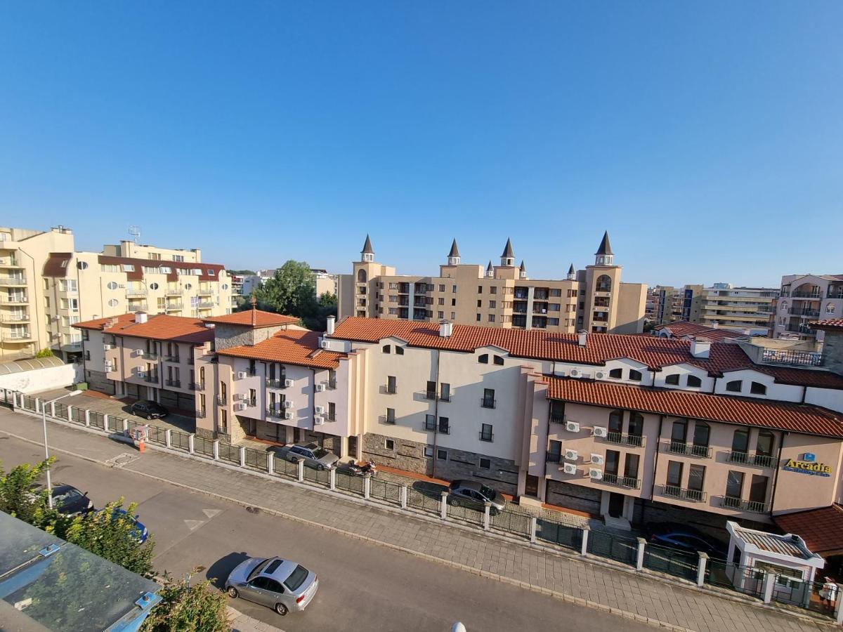 Studio Apartment With Balcony 300M From Beach Sunny Beach Exterior photo