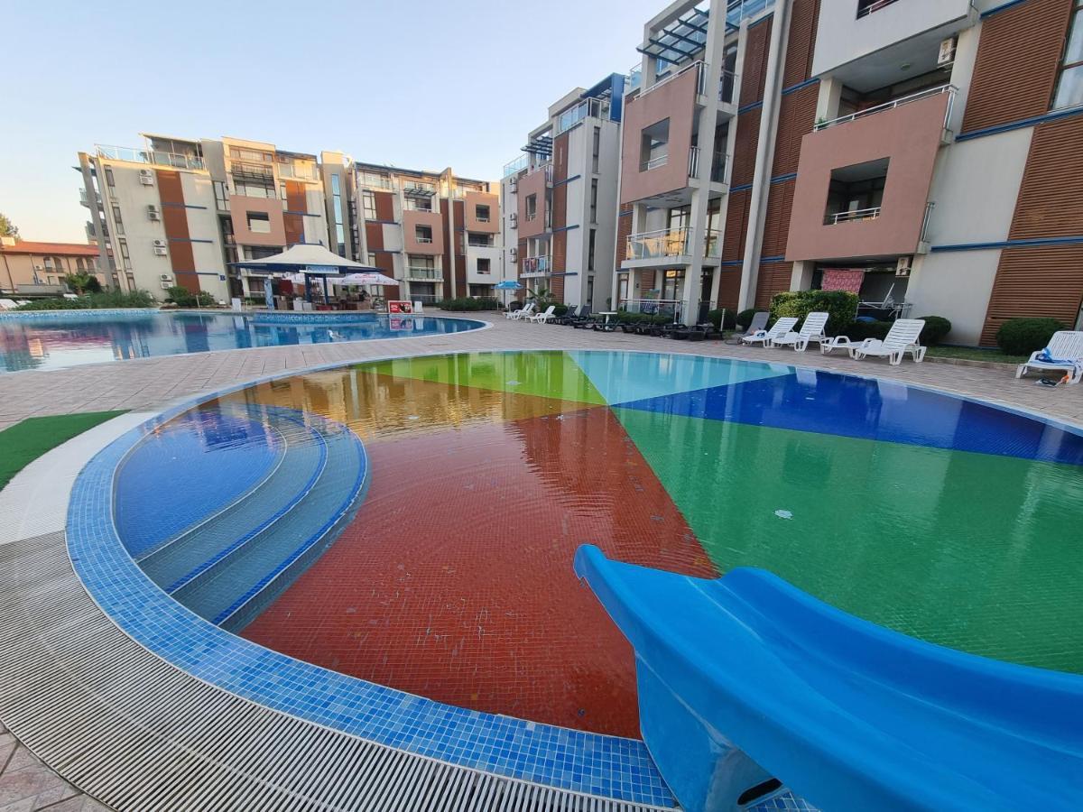 Studio Apartment With Balcony 300M From Beach Sunny Beach Exterior photo