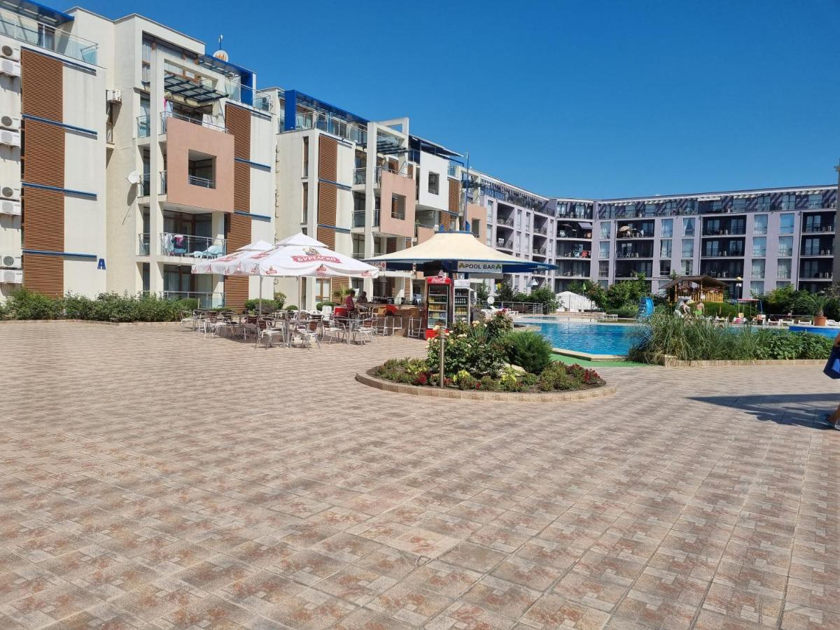 Studio Apartment With Balcony 300M From Beach Sunny Beach Exterior photo