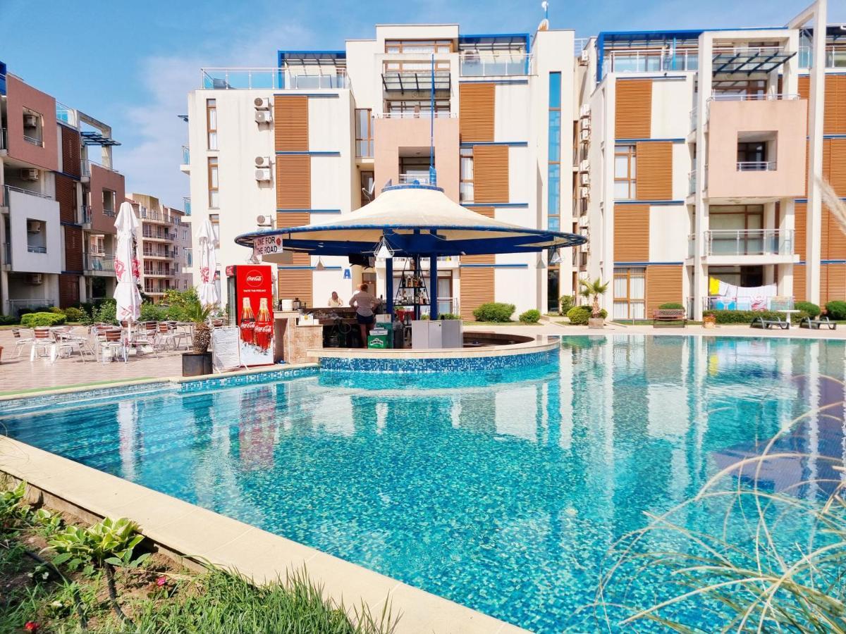Studio Apartment With Balcony 300M From Beach Sunny Beach Exterior photo
